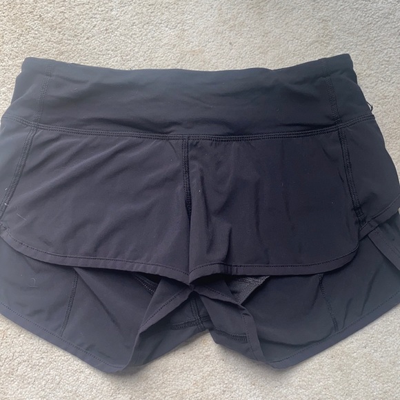 Lulu lemon running short size 2 - Picture 1 of 6
